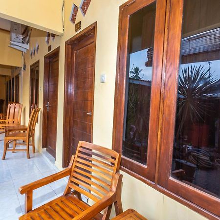 Oyo 1323 Murni Homestay Mangsit Kültér fotó