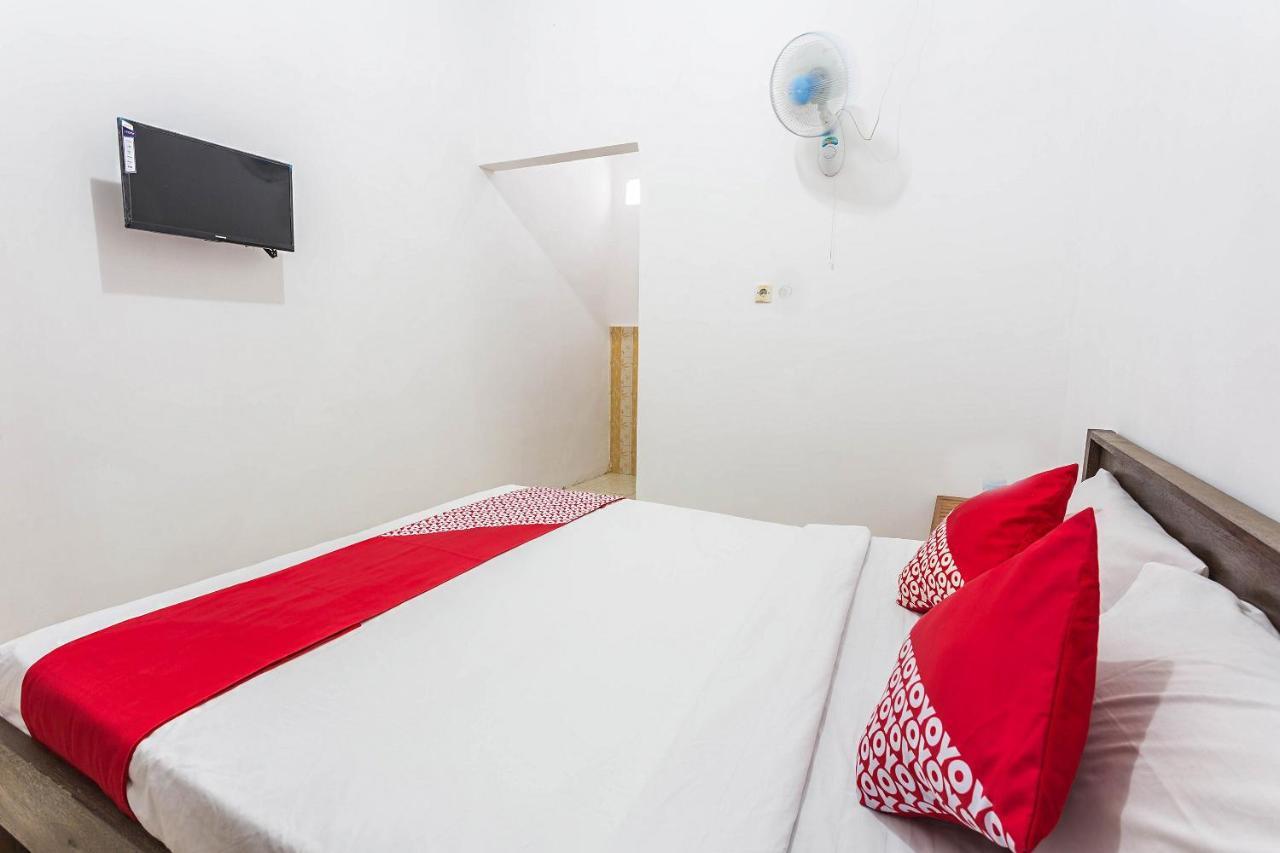 Oyo 1323 Murni Homestay Mangsit Kültér fotó