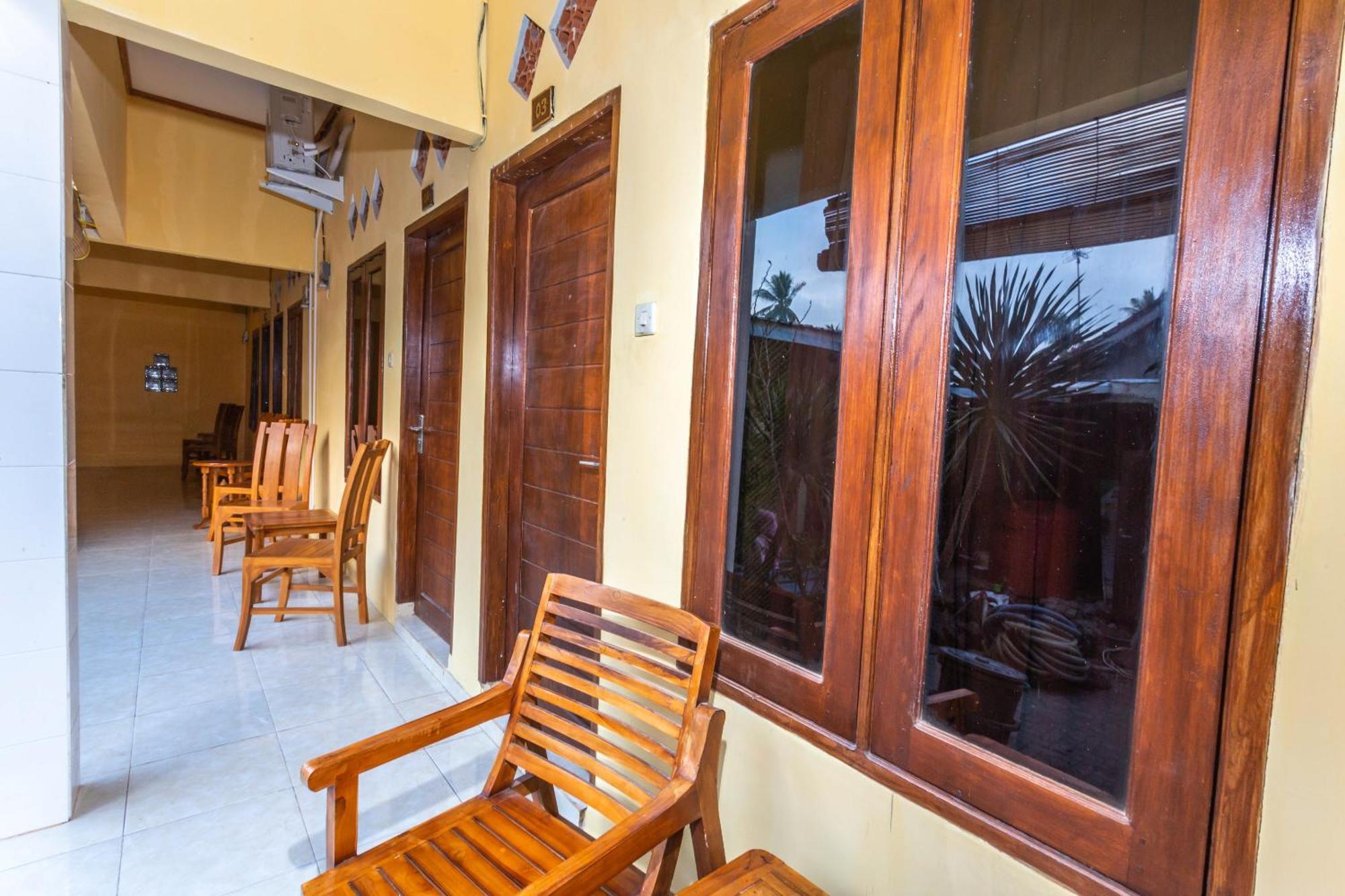 Oyo 1323 Murni Homestay Mangsit Kültér fotó