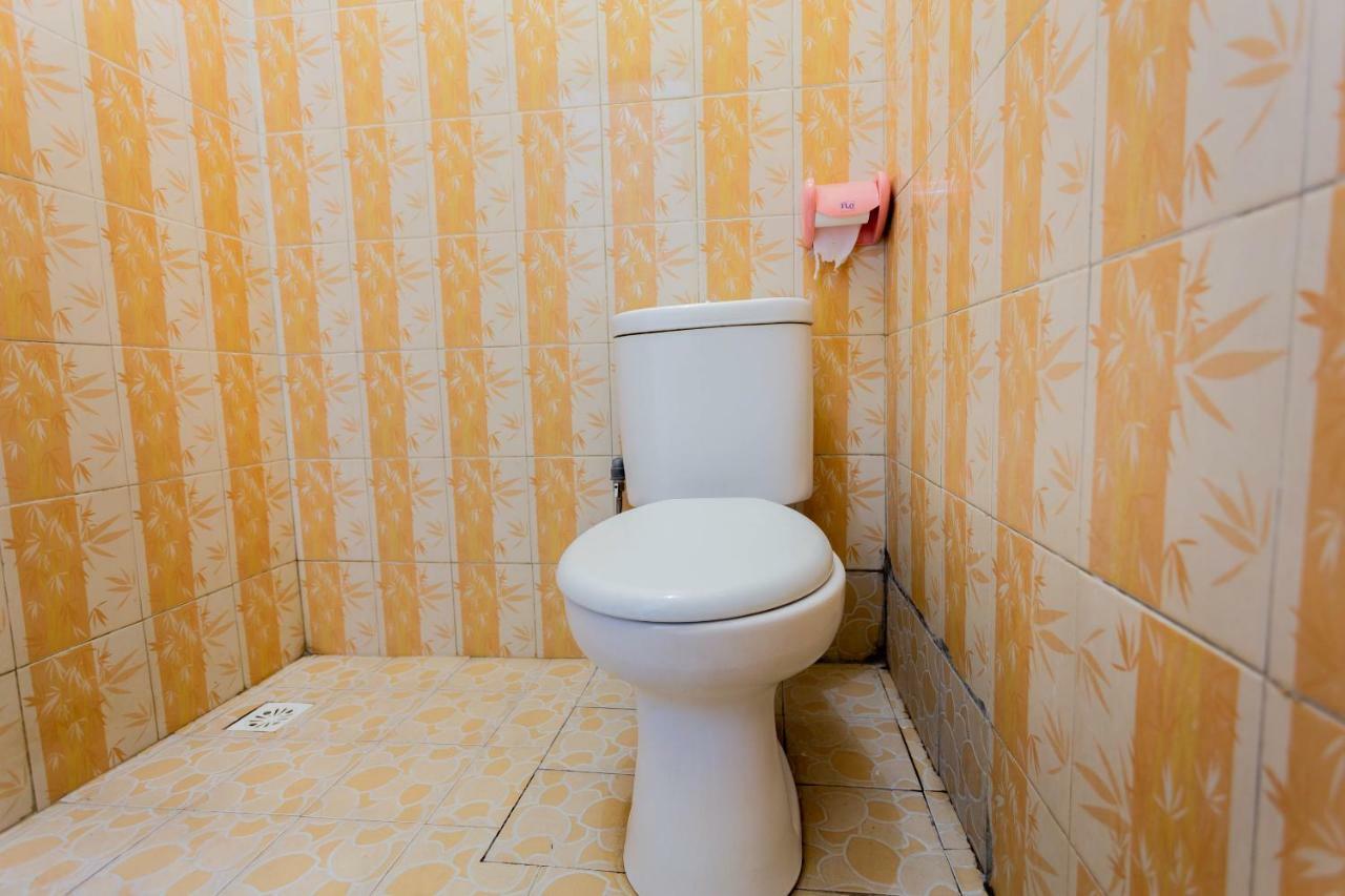 Oyo 1323 Murni Homestay Mangsit Kültér fotó