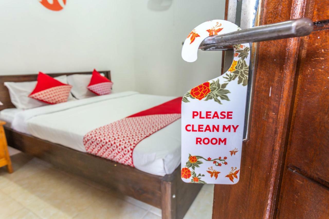 Oyo 1323 Murni Homestay Mangsit Kültér fotó
